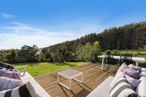 Photo of property in 333 Motutara Road, Muriwai, Waimauku, 0881