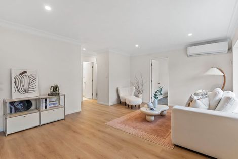 Photo of property in 710a Pakuranga Road, Howick, Auckland, 2010