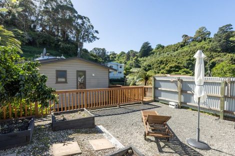 Photo of property in 6 Little Burke Street, Hospital Hill, Napier, 4110