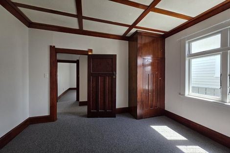 Photo of property in 123 Vigor Brown Street, Napier South, Napier, 4110