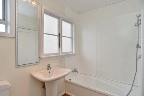 Photo of property in 32 Amyes Road, Hornby, Christchurch, 8042