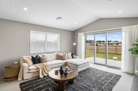 Photo of property in 8 Treedale Street, Belfast, Christchurch, 8051