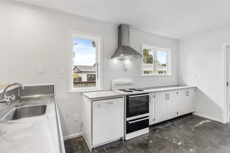 Photo of property in 1/49 Kelvin Road, Papakura, 2110