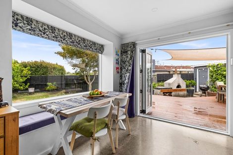 Photo of property in 39 Upham Street, Havelock North, 4130