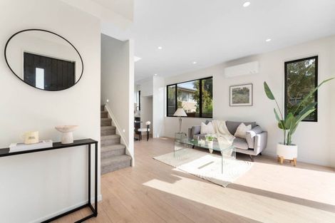 Photo of property in 41f Kowhai Road, Mairangi Bay, Auckland, 0630