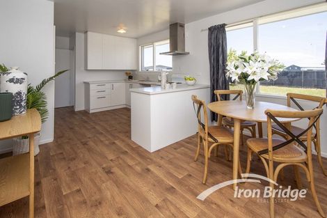 Photo of property in 33 Lamorna Road, Parklands, Christchurch, 8083