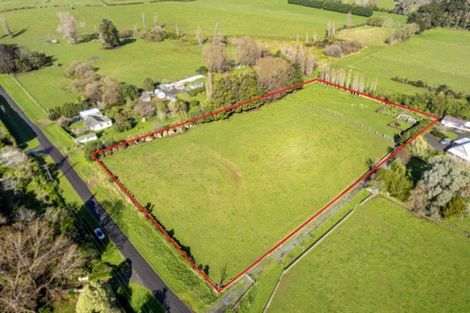 Photo of property in 156 Gear Road, Te Horo, Otaki, 5582