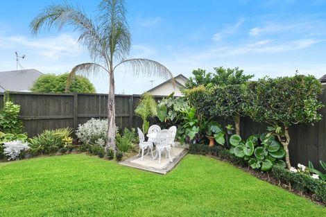 Photo of property in 21 Merlin Close, Huntington, Hamilton, 3210