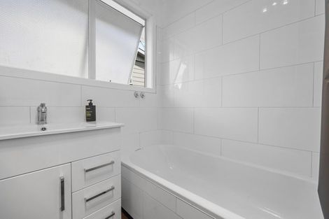 Photo of property in 125 Pembroke Street, Westown, New Plymouth, 4310