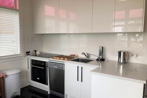 Photo of property in 7 Queens Parade, Devonport, Auckland, 0624