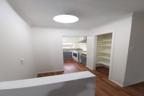 Photo of property in 124b Omata Road, Marfell, New Plymouth, 4310