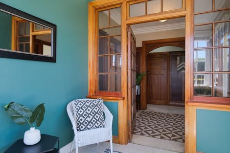 Photo of property in 19 Mornington Road, Balaclava, Dunedin, 9011