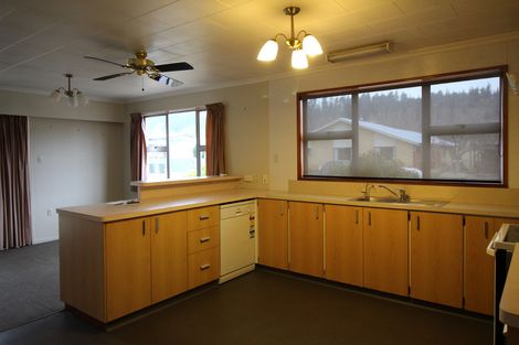 Photo of property in 4 Arnott Street, Alexandra, 9320