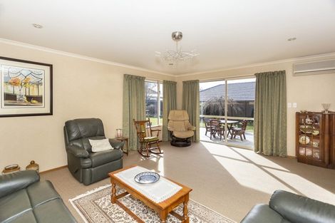 Photo of property in 24 Hannah Place, Holmes Hill, Oamaru, 9401