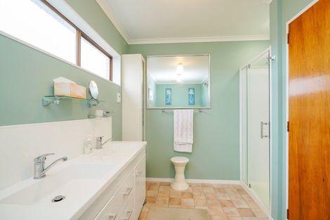 Photo of property in 74 Kildare View, Waikiwi, Invercargill, 9810