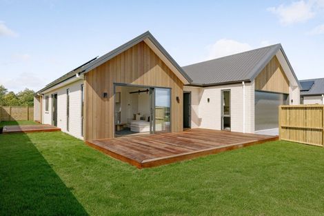 Photo of property in 38 Hugo Shaw Drive, Cambridge, 3434