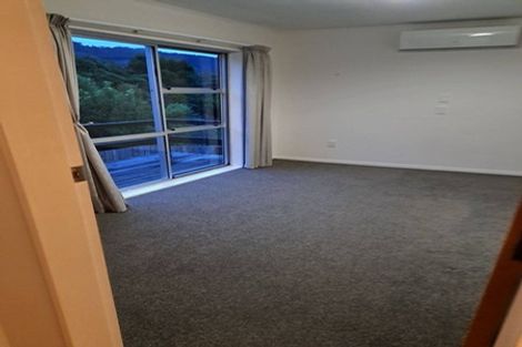 Photo of property in 30 The Drive, Tawa, Wellington, 5028