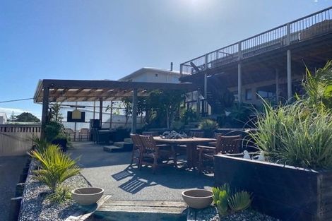 Photo of property in 8 Roore Street, Foxton Beach, Foxton, 4815