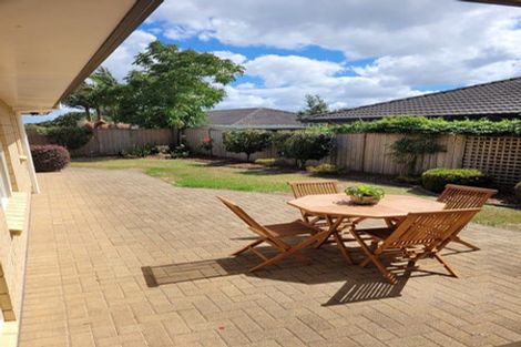 Photo of property in 5 Greta Banks Place, Wattle Downs, Auckland, 2103