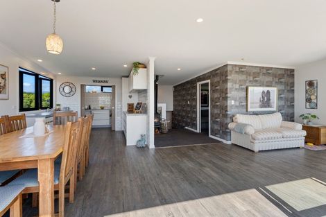 Photo of property in 14 Duncans Way, Otaki Beach, Otaki, 5512
