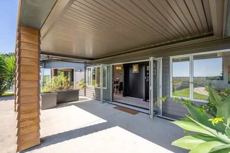 Photo of property in 191 Harakeke Road, Te Horo, Otaki, 5581