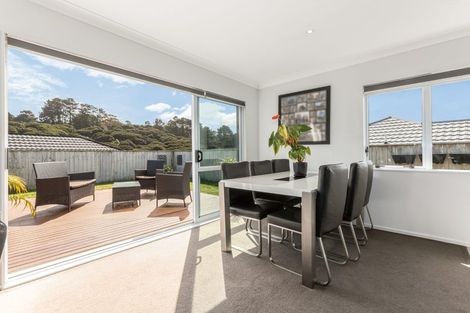 Photo of property in 4 Moonsail Drive, Whitby, Porirua, 5024