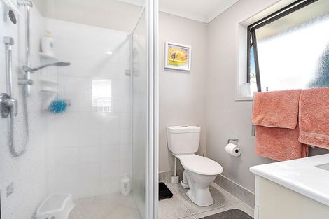 Photo of property in 6 Stonebridge Park Drive, Holdens Bay, Rotorua, 3010