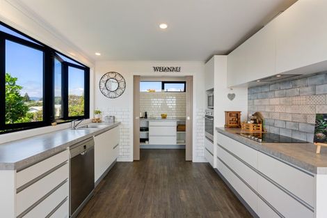 Photo of property in 14 Duncans Way, Otaki Beach, Otaki, 5512