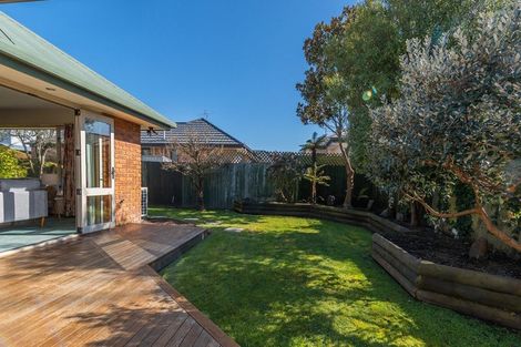 Photo of property in 32a Sawyers Arms Road, Northcote, Christchurch, 8052