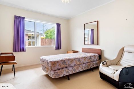 Photo of property in 1/65 Glendale Road, Glen Eden, Auckland, 0602