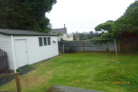 Photo of property in 4 Ainsdale Place, Manurewa, Auckland, 2102