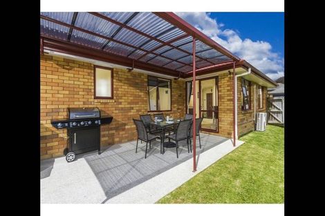 Photo of property in 10a Louvain Place, Greenhithe, Auckland, 0632