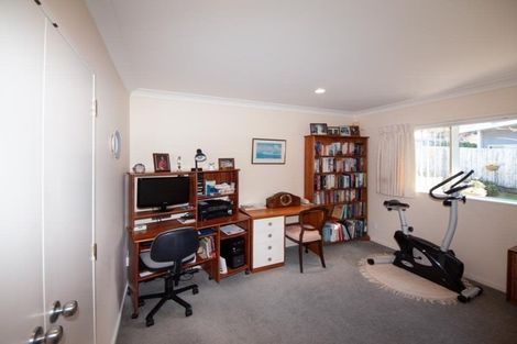 Photo of property in 7 Eastcott Grove, Churton Park, Wellington, 6037