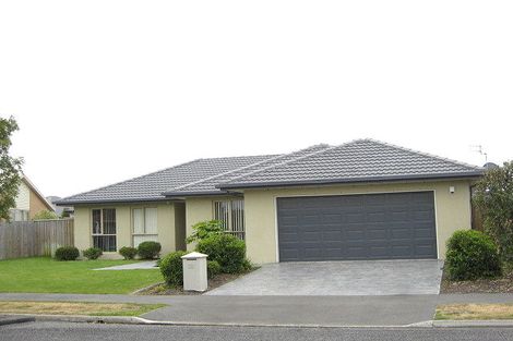 Photo of property in 37 Amoka Crescent, Parklands, Christchurch, 8083
