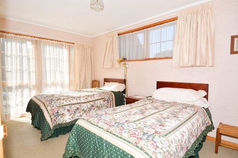 Photo of property in 77 Gala Street, Queens Park, Invercargill, 9810