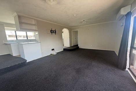 Photo of property in 13 Pyle Road West, One Tree Point, 0118