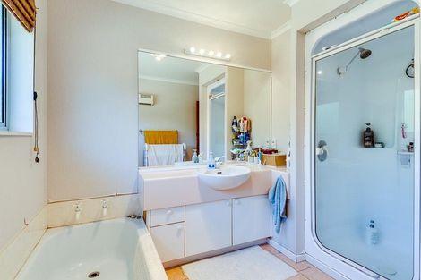 Photo of property in 117 Eskdale Drive, Bay View, Napier, 4182