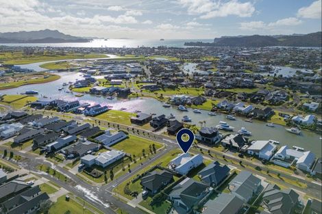 Photo of property in 26 Awatea Drive, Whitianga, 3510