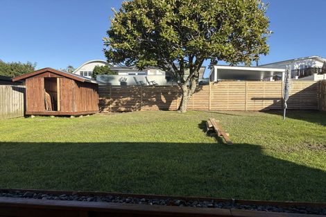 Photo of property in 5 Sealy Road, Torbay, Auckland, 0630