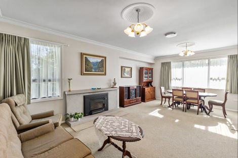 Photo of property in 26 Gladstone Road, Levin, 5571