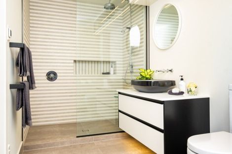 Photo of property in 340 Lawn Road, Clive, Hastings, 4180