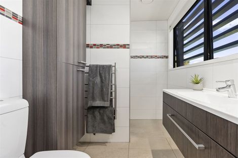 Photo of property in 72a Francis Street, Hauraki, Auckland, 0622