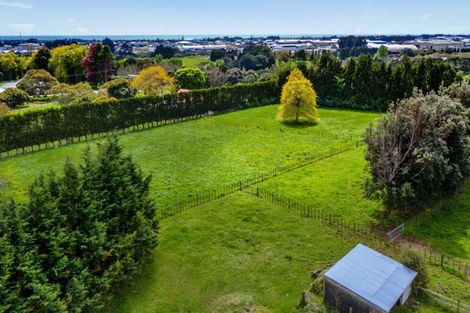 Photo of property in 200 Paraite Road, Paraite, New Plymouth, 4373
