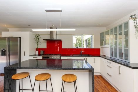 Photo of property in 31 Sealy Road, Omata, New Plymouth, 4374