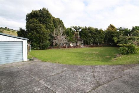 Photo of property in 14 Oawai Place, Marfell, New Plymouth, 4310