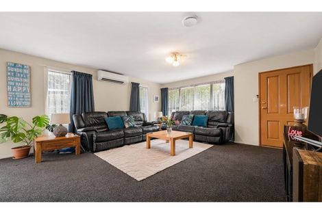 Photo of property in 2/26a Branksome Place, Parklands, Christchurch, 8083