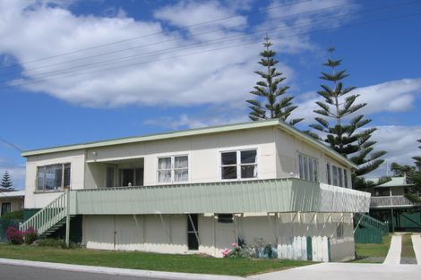 Photo of property in 48 Broadway Road, Waihi Beach, 3611