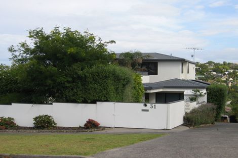 Photo of property in 2/31 Hyde Road, Rothesay Bay, Auckland, 0630