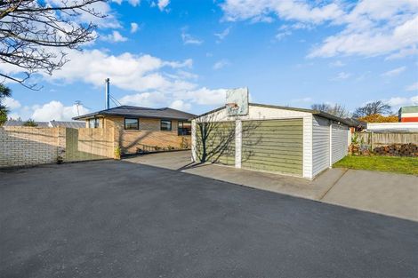 Photo of property in 327 Ferry Road, Waltham, Christchurch, 8011