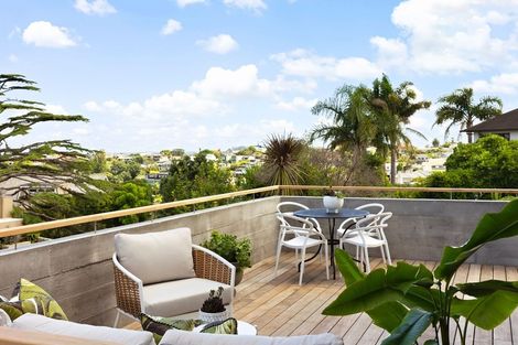 Photo of property in 8a Awarua Crescent, Orakei, Auckland, 1071